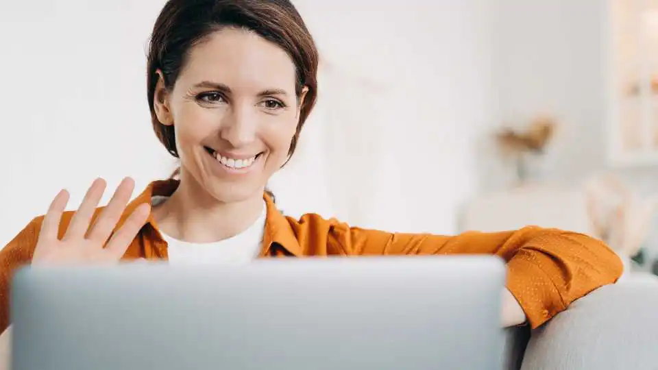Woman chatting online - members meetup for EAPH members